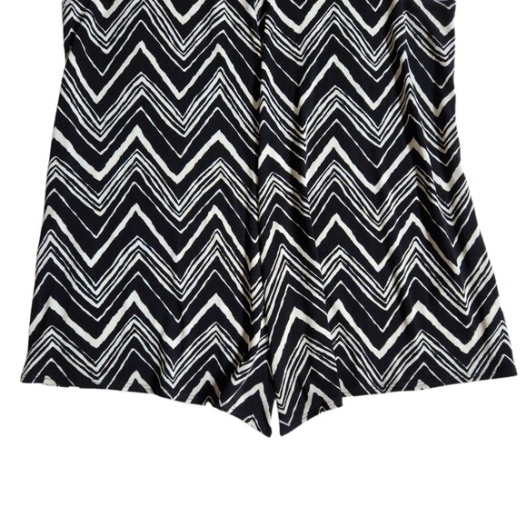 Travelers by Chico's black white chevron print open front cardigan vanity sz 0 - Picture 6 of 10